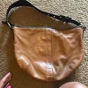 Coach purse ,adorable, soft camel toned leather🤗